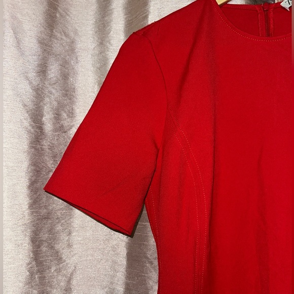 Zara 

Double slit dress - Red - size small - Picture 6 of 6